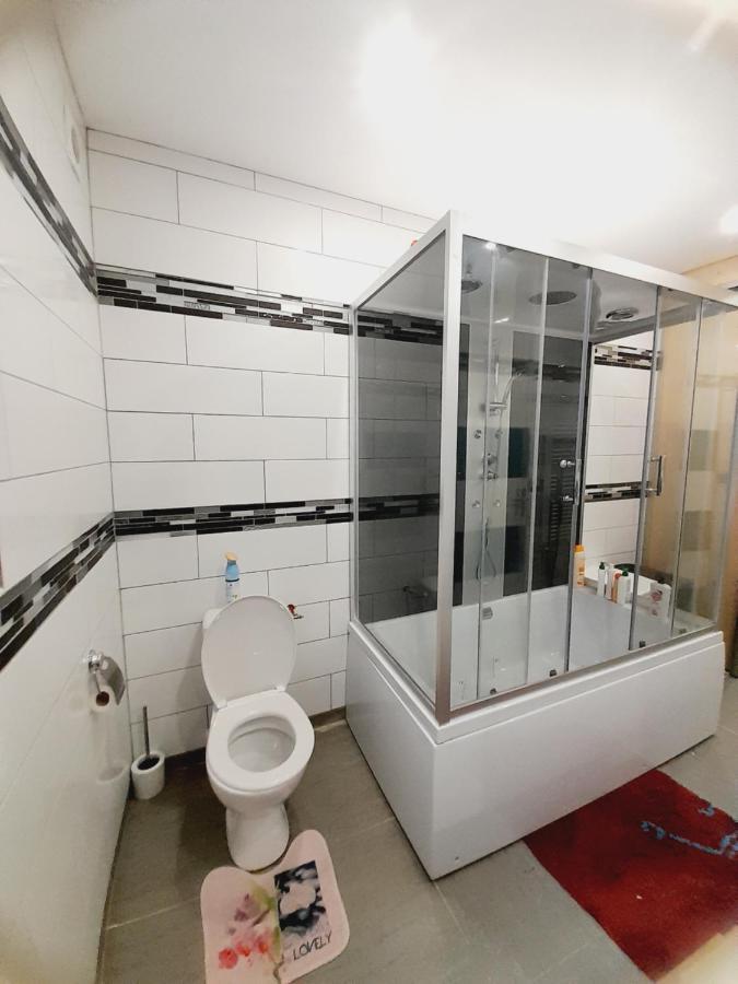 Une Chambre De 20M2 Chez Les Habitants Диеп Екстериор снимка
